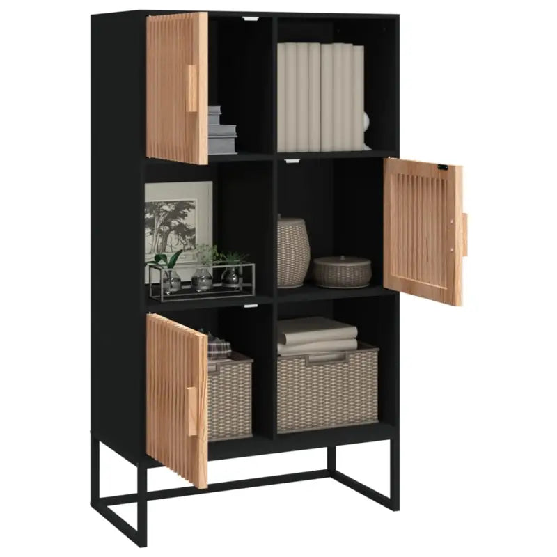 Trendy hoge kast van bewerkt hout voor je bestaande interieur - Opbergkasten & lockerkasten