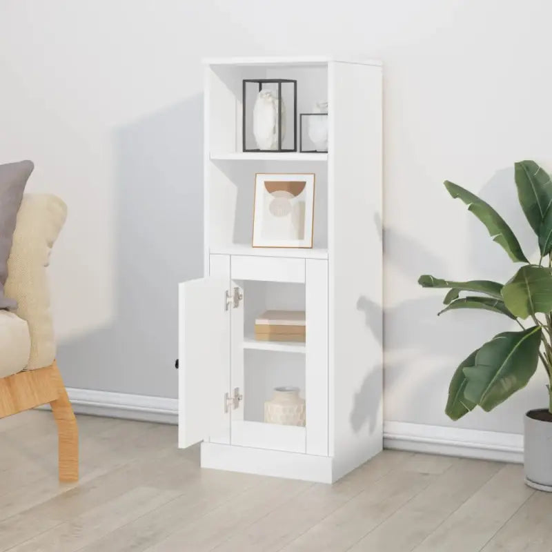 Trendy hoge kast van bewerkt hout voor je bestaande interieur - Dressoirs & buffetkasten