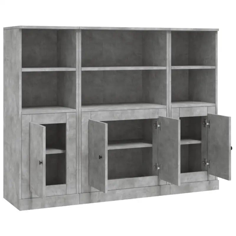 Trendy hoge kasten van bewerkt hout met duurzame charme - Dressoirs & buffetkasten