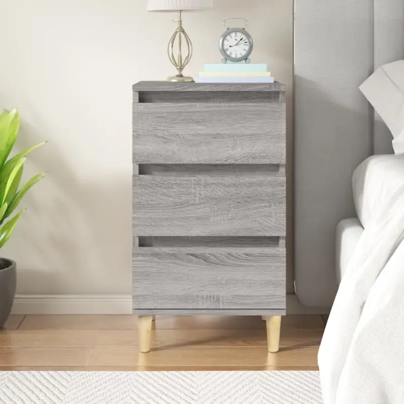 Trendy nachtkastje met houten poten en bewerkt hout voor een strak interieur - Grijs sonoma / 1 - Nachtkastjes