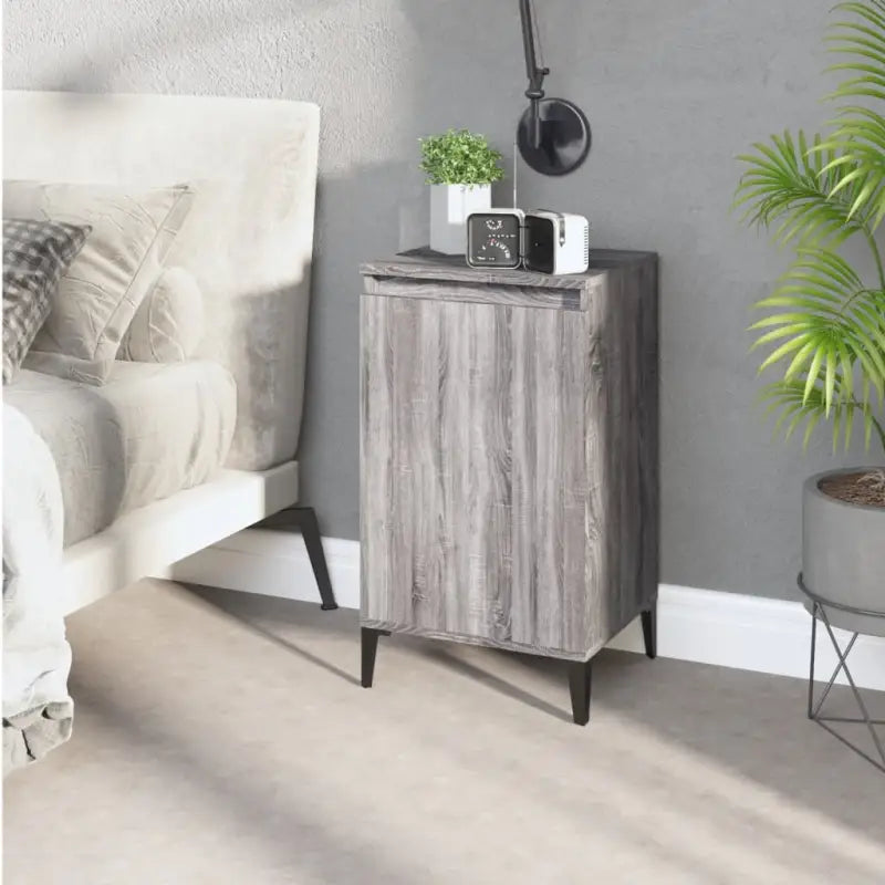 Trendy nachtkastje met metalen poten van bewerkt hout en gemakkelijk schoon te maken - Grijs sonoma / 1 - Nachtkastjes
