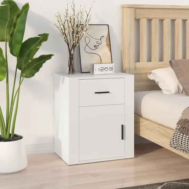 Trendy nachtkastje van bewerkt hout dat gemakkelijk schoon te maken - Nachtkastjes