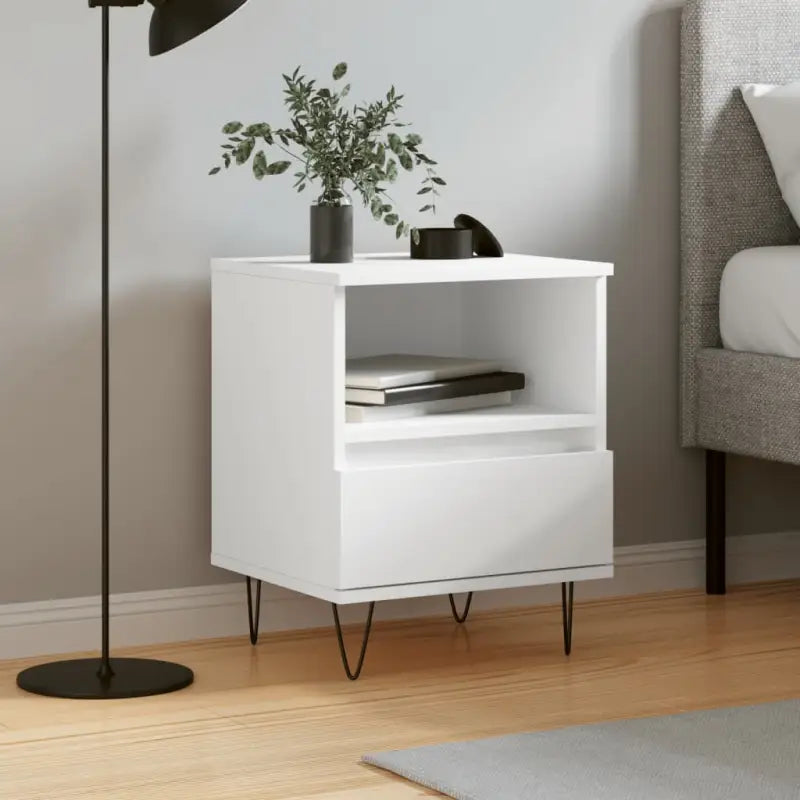 Trendy nachtkastjes met bewerkt hout en metalen poten voor een strak interieur - Wit / 1 - Nachtkastjes