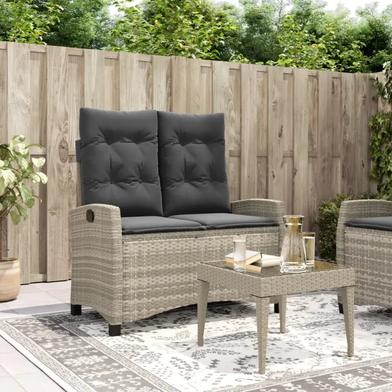 Tuinbank van poly rattan voor een comfortabele zitervaring - Lichtgrijs / 105 x 66 x 93 cm / 1 - Tuinbanken