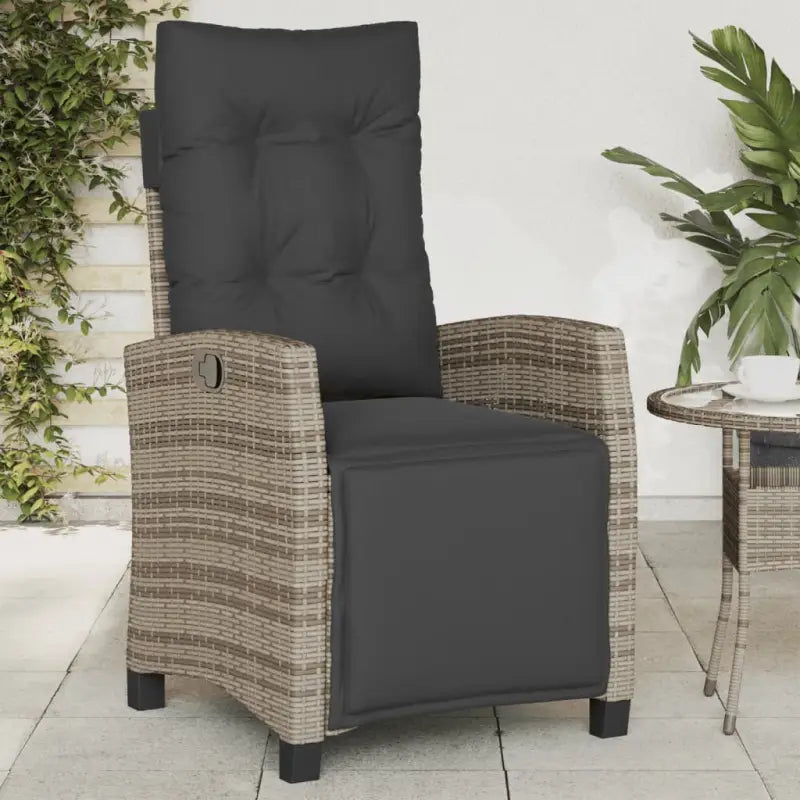 Tuinstoelen van poly rattan voor een comfortabele zitervaring - Grijs / 1 / Met voetensteun - Tuinstoelen