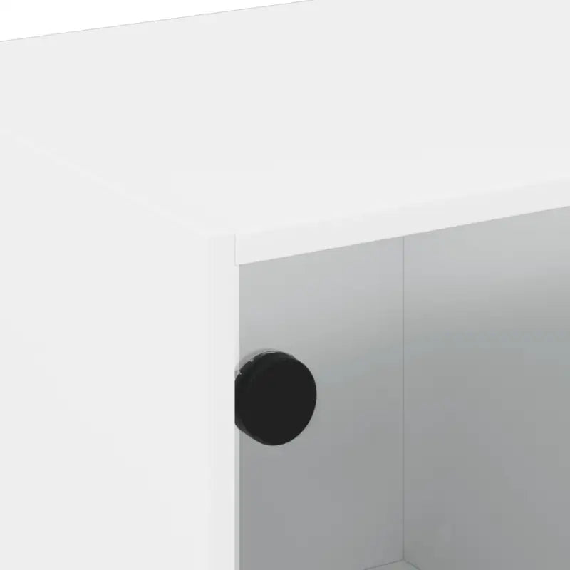 Tv-meubel met glazen deuren en bewerkt hout voor een stijlvolle uitstraling - Tv-meubels