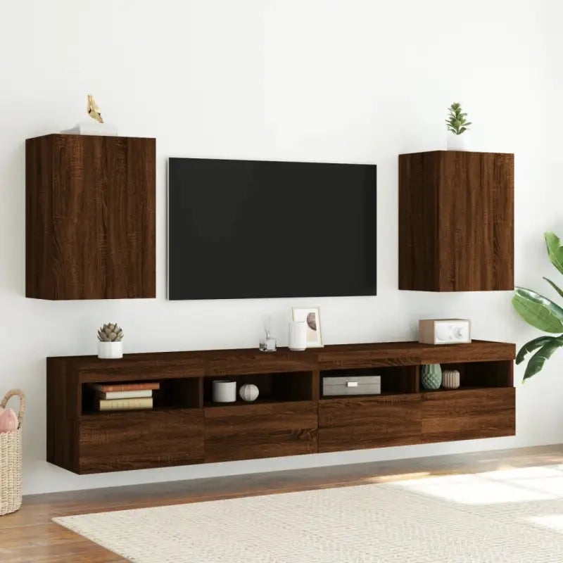 Tv-meubels van bewerkt hout voor een ruime en opgeruimde woonkamer - Tv-meubels