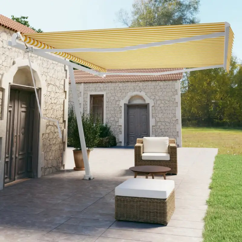Uitschuifbare buitenluifel met gepoedercoat aluminium frame - Geel en wit / 450 x 350 cm / 1 - Zonwering
