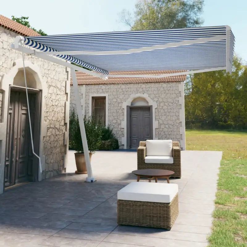 Uitschuifbare luifel met gepoedercoat aluminium voor koele buitenruimte - Blauw en wit / 450 x 350 cm / 1 - Zonwering