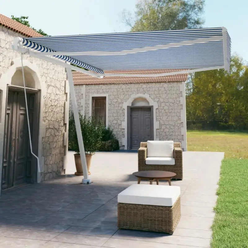 Uitschuifbare luifel met gepoedercoat aluminium voor koele buitenruimte - Blauw en wit / 400 x 350 cm / 1 - Zonwering
