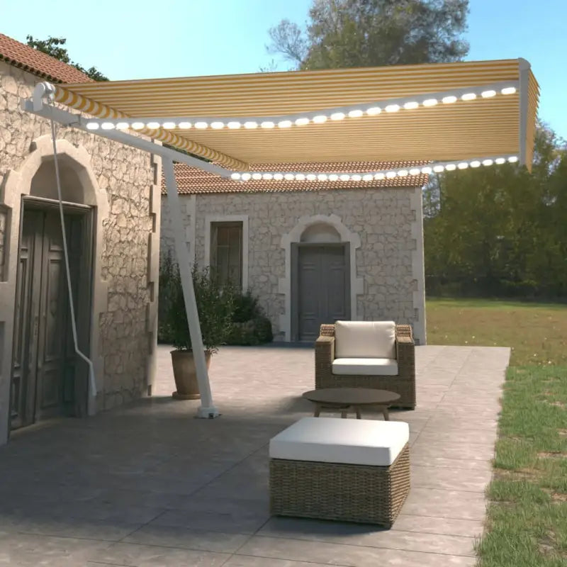 Uitschuifbare luifel met gepoedercoat aluminium voor koele buitenruimte - Geel en wit / 450 x 350 cm / 1 - Zonwering
