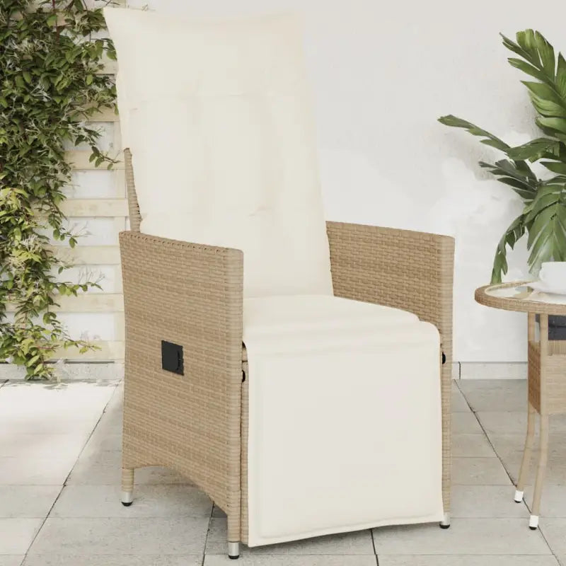 Verstelbare tuinstoel met poly rattan voor een comfortabele zitervaring - beige en crèmekleurig / 1 / Met voetensteun