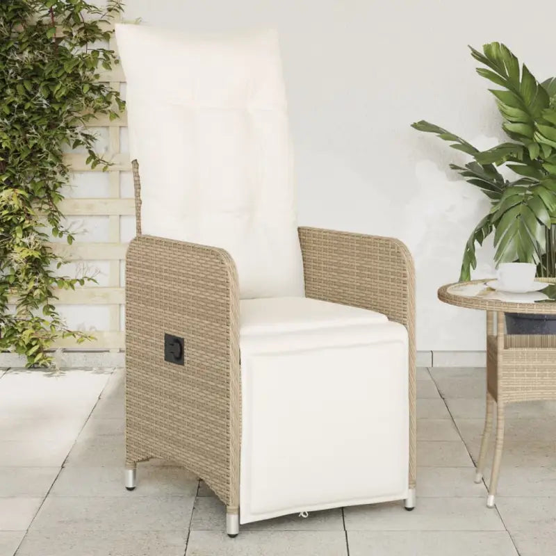 Verstelbare tuinstoel met poly rattan voor een comfortabele zitervaring - Beige / 2 / Met voetensteun - Tuinstoelen