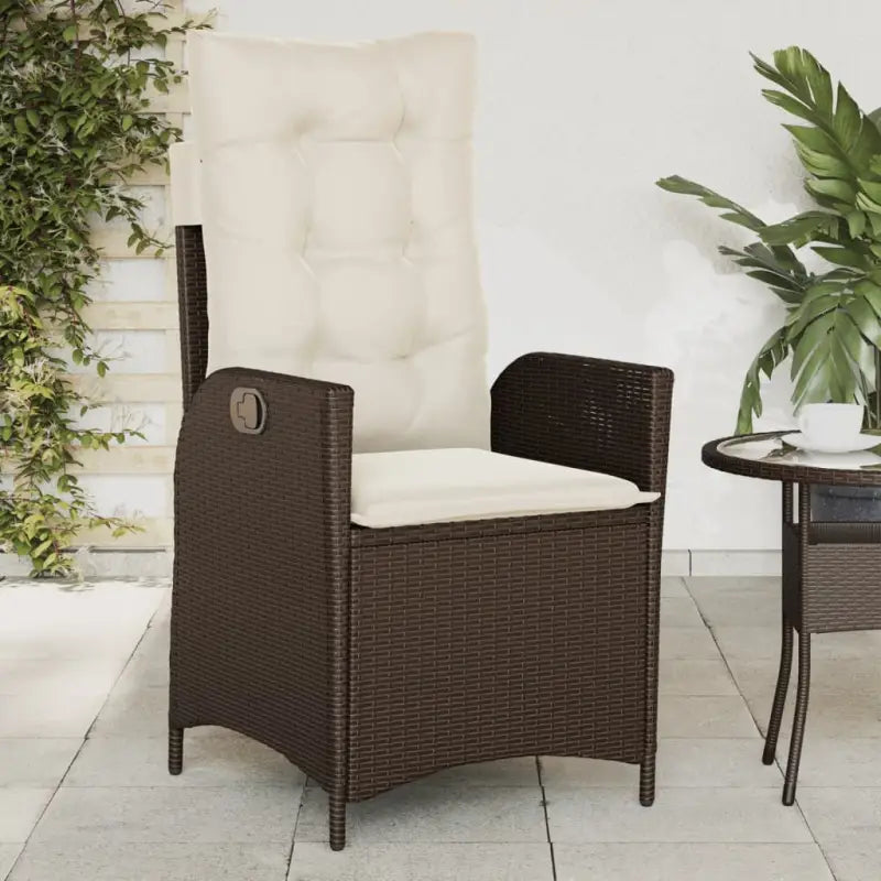 Verstelbare tuinstoel met poly rattan voor een comfortabele zitervaring - Bruin / 1 / Zonder voetensteun - Tuinstoelen