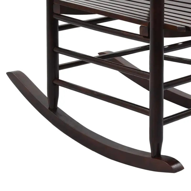 Vintage houten schommelstoel voor een elegante en tijdloze sfeer - Tuinstoelen