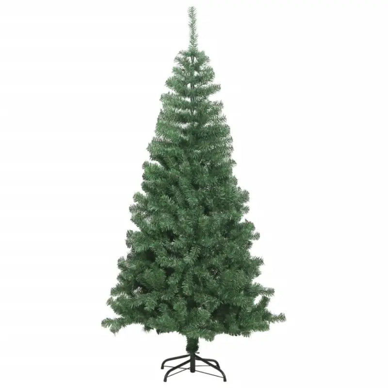 Volle Kerstboom met Natuurlijke Schoonheid en Rust - Kerstbomen
