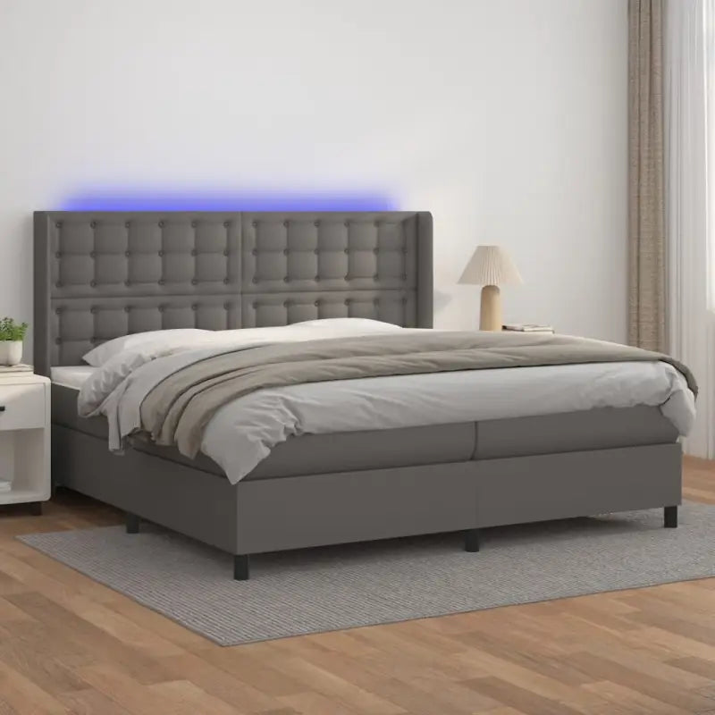 Zwart materialen boxspring met matras en LED voor een rustgevende slaapkamer - Grijs / 200 x 200 cm / knoppwn - Bedden